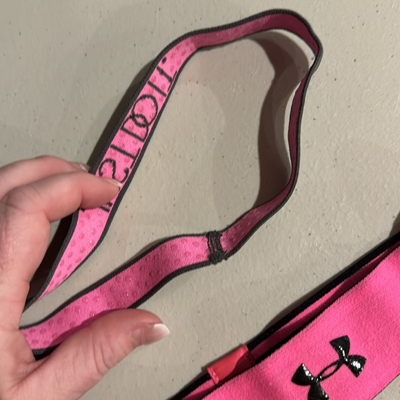 Under Armour and Nike non slip headbands - Picture 3 of 3